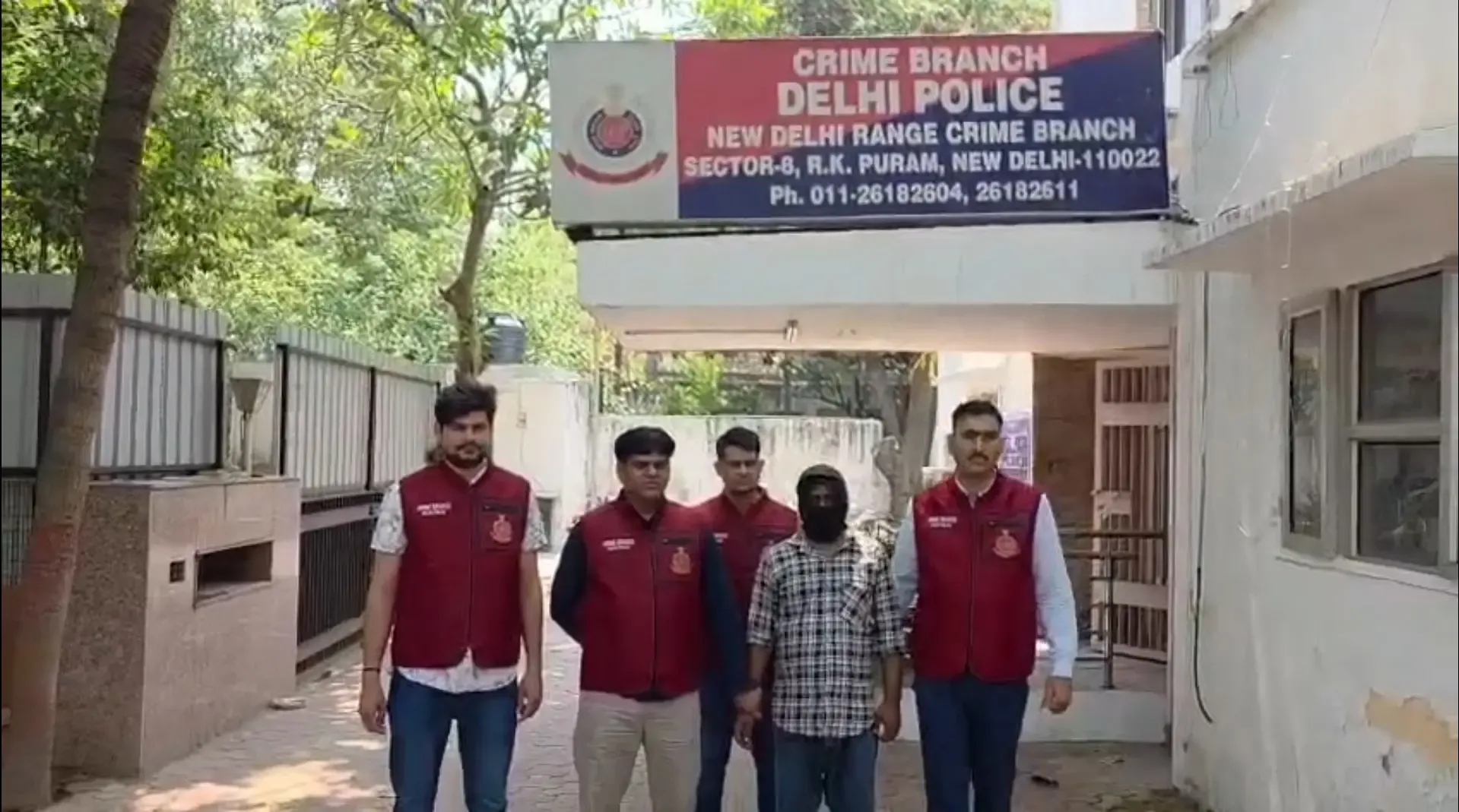 बीटेक डिग्रीधारी ललित उर्फ मोदी गिरफ्तार: दिल्ली पुलिस ने अलीगढ़ से पकड़ा 19 मामलों का वांछित अपराधी