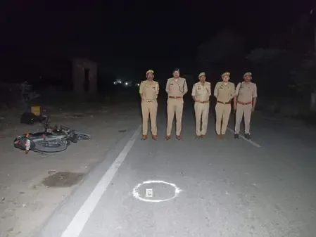 बुलंदशहर में मुठभेड़ में 50 हजार का इनामी बदमाश गिरफ्तार, पैर में लगी गोली 