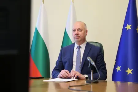 Did the Bulgarian Parliament Approve the Resignation of Zhelyazkov's Government?
