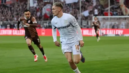 Bundesliga: St. Pauli Dashes Leverkusen's Title Aspirations with 1-1 Draw