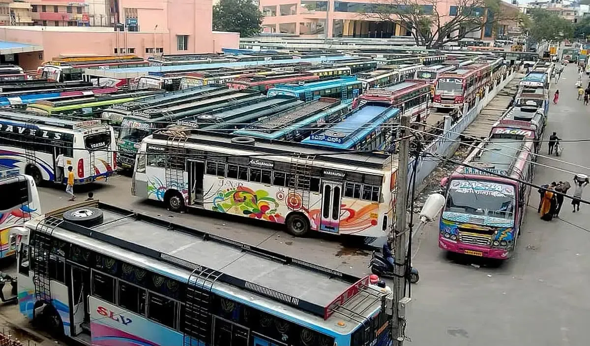 Ayudha Puja 2025: Bus, airfares surge up to 3x from Chennai ahead of holiday rush