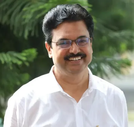 Is Rahul Gandhi's Unscheduled Campus Visit a Violation of Protocol?