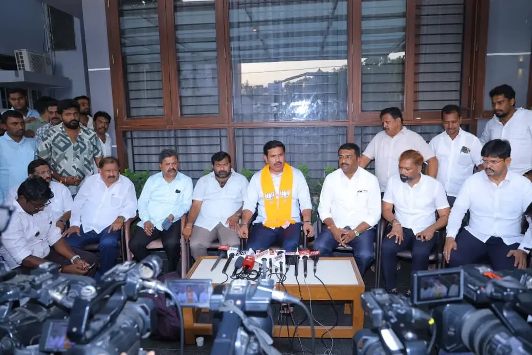 Karnataka BJP chief Vijayendra visits defeated candidate, vows 2028 comeback