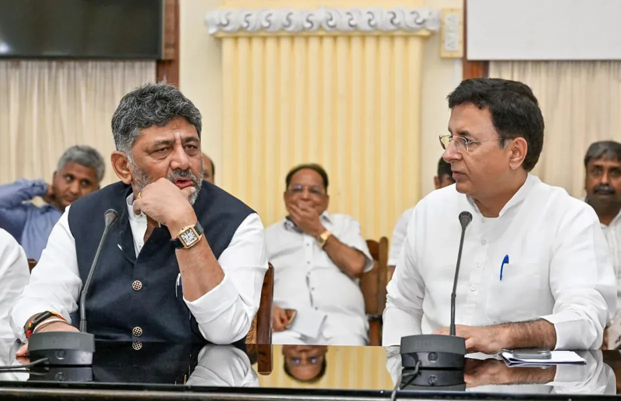 Karnataka Cabinet expansion fallout: Protests persist despite Shivakumar, Surjewala outreach