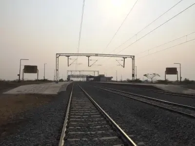 Cabinet Approves ₹4,474 Crore for Two Key Multitracking Projects in West Bengal and Jharkhand
