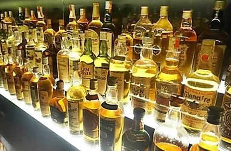 CAG Raises Alarm on Barcode Authentication Failures in Delhi's Liquor Distribution; Leads to Rs 24.23 Crore Loss