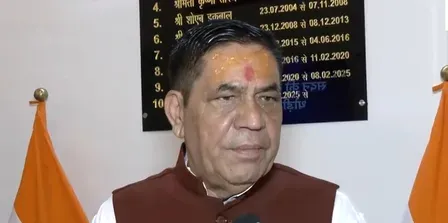 'सीएजी की रिपोर्ट ने खुद को 'कट्टर ईमानदार' बताने वालों की खोली पोल,' भाजपा का केजरीवाल पर हमला