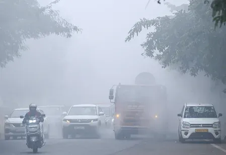 CAQM flying squads flag unpaved roads on 8 stretches in Noida, Greater Noida
