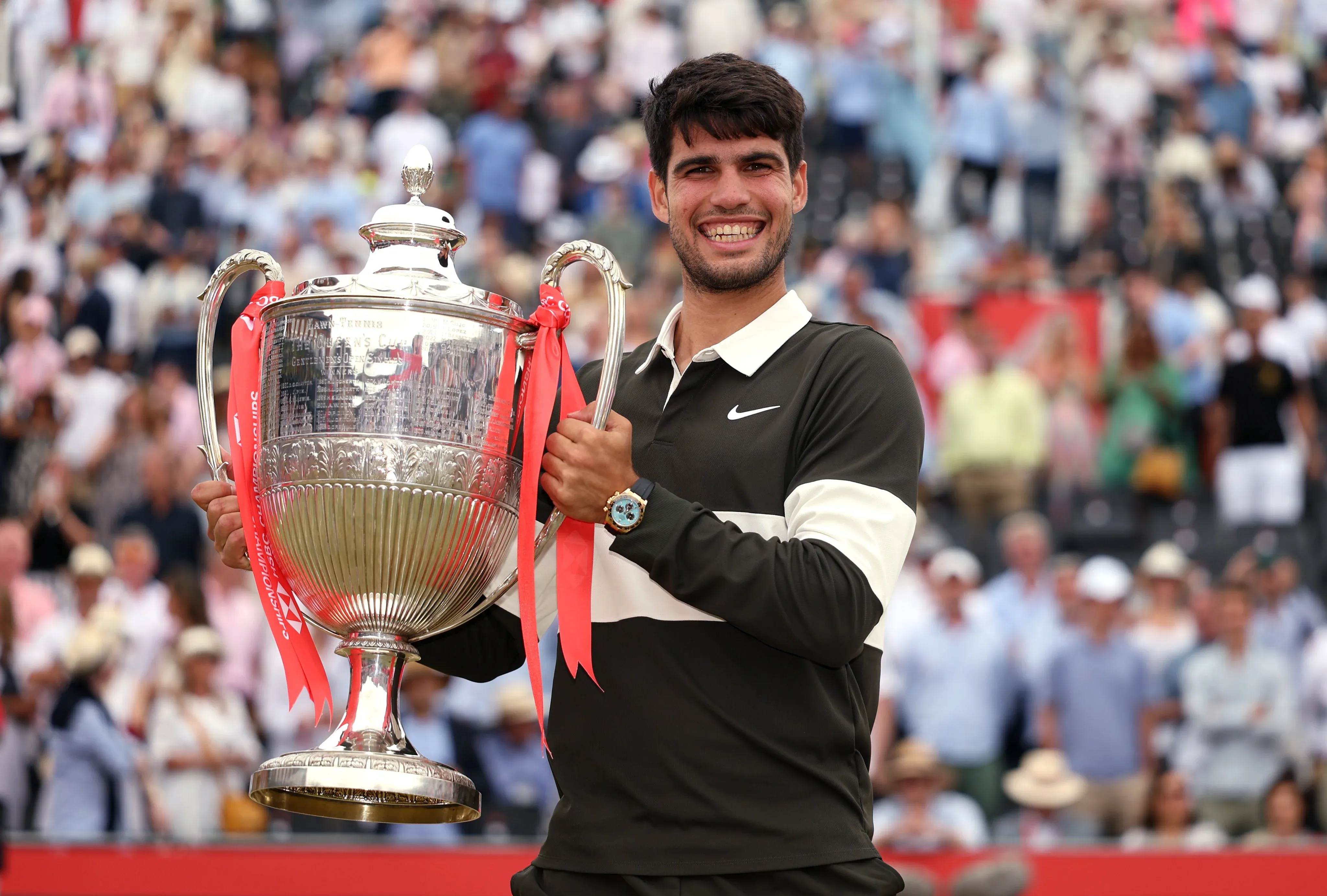 Did Carlos Alcaraz Secure His Second Queen’s Club Title in a Thrilling Final?