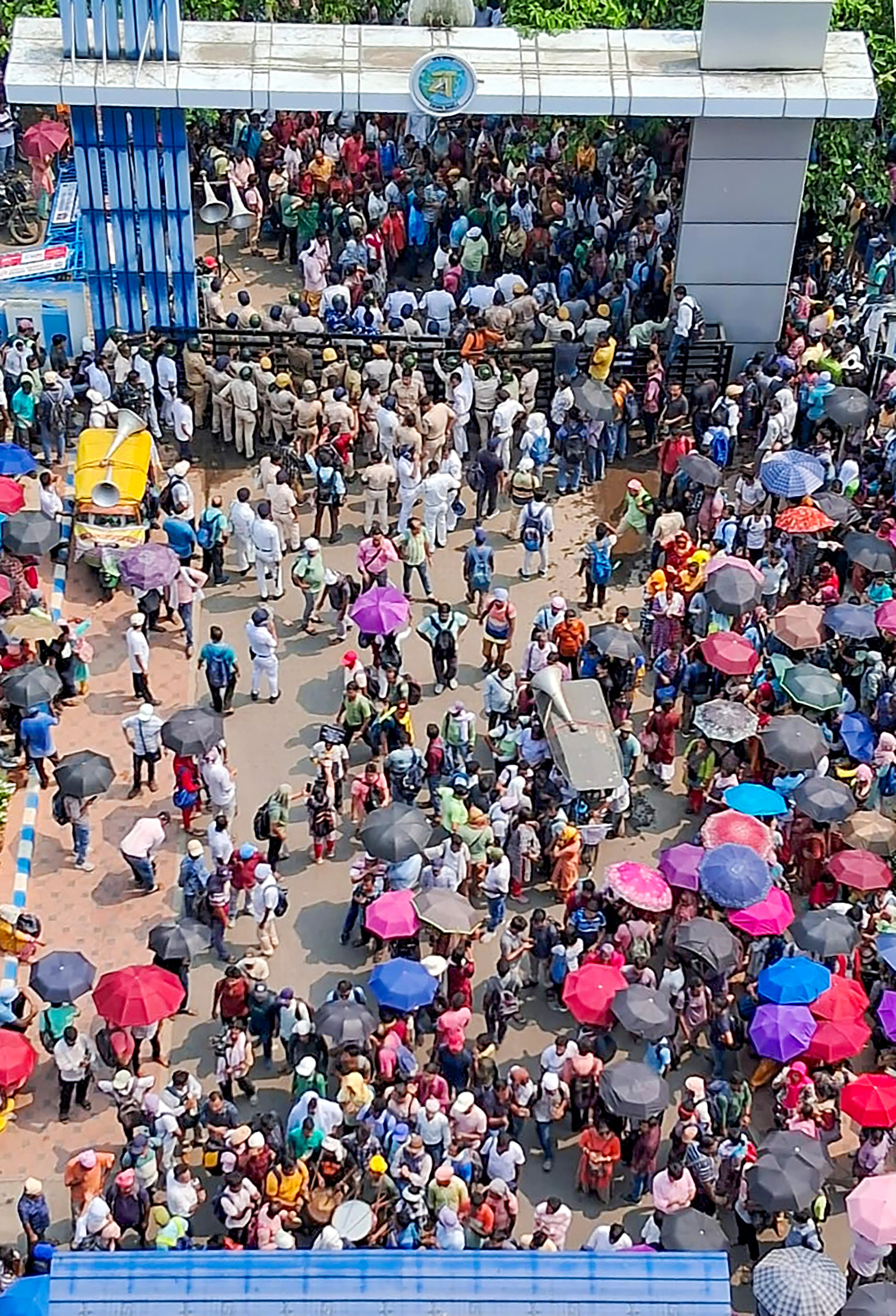 Cash-for-job Case: Has the Calcutta HC Been Approached Regarding Police Brutality Against Teachers?