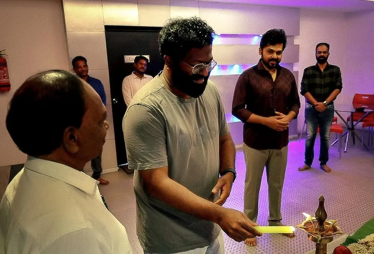 Dubbing Begins for Karthi's 'Sardar 2'