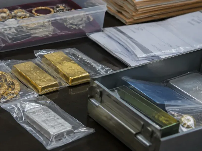 CBI seizes ₹1.24 crore from BEML officer's lockers in Mysuru DA case