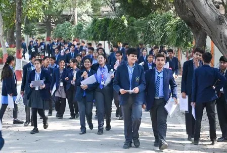 सीबीएसई 12वीं बोर्ड की गणित परीक्षा: संतुलित प्रश्न पत्र, कुछ हल सरल और कुछ चुनौतीपूर्ण