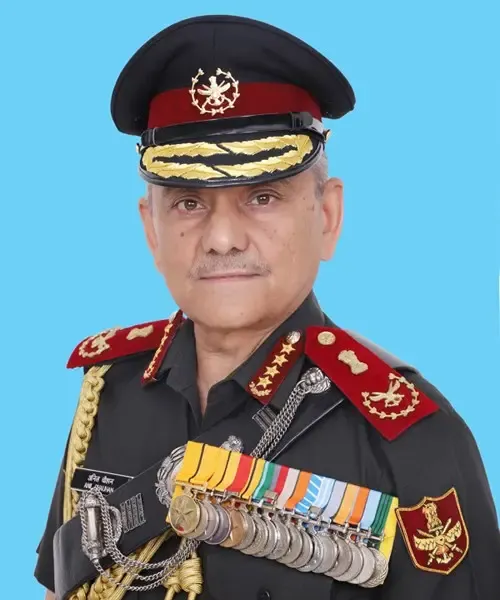 General Anil Chauhan Evaluates Chinar Corps' Operational Readiness in Kashmir