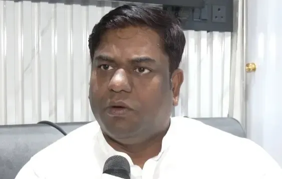 Mukesh Sahani defends 'shoot CEC Gyanesh Kumar' remark, calls him destroyer of nation