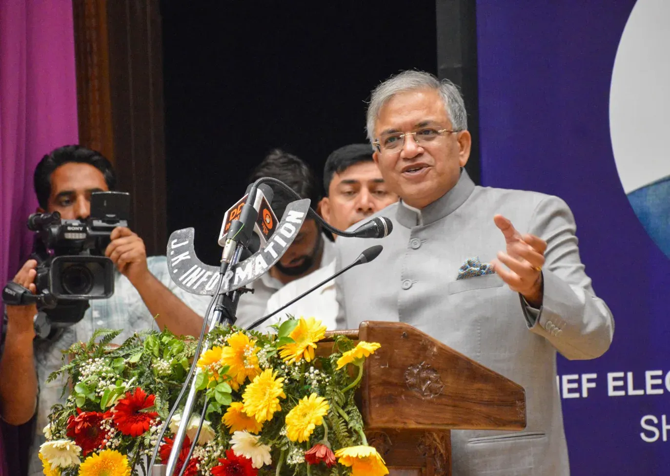 CEC Gyanesh Kumar kicks off MP visit with 1,500+ BLOs in Indore