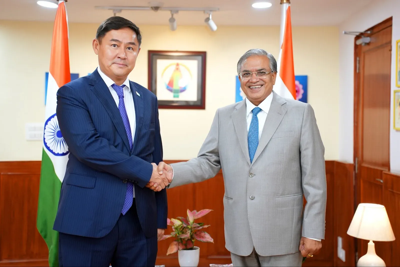 CEC Gyanesh Kumar meets Kazakhstan, Georgia envoys on poll management