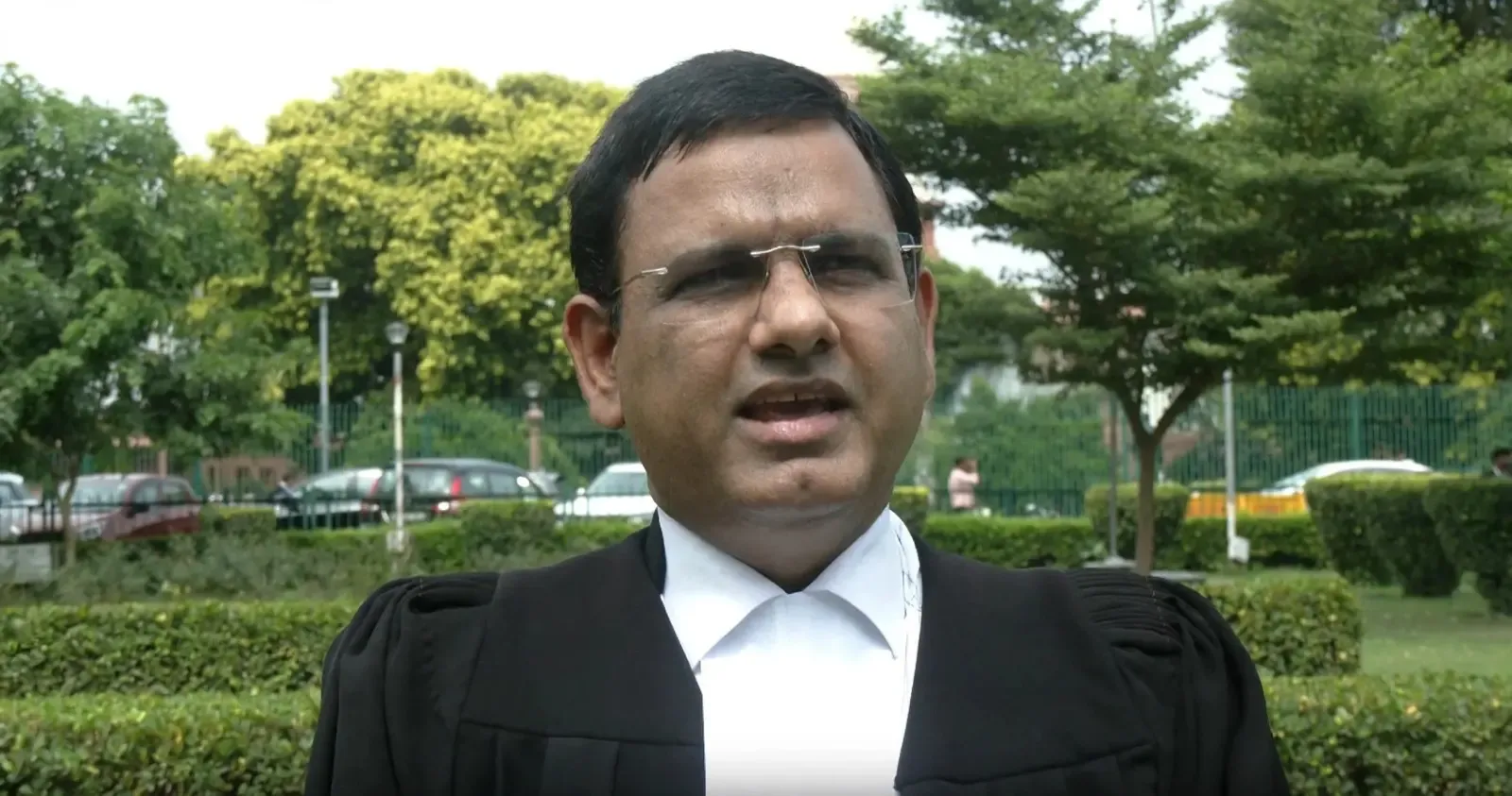 सीईसी ज्ञानेश कुमार के खिलाफ SIT जांच की मांग, मतदाता सूची में गड़बड़ी का आरोप अदालत तक पहुँचा