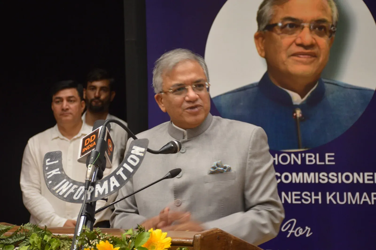 CEC Gyanesh Kumar meets BLOs in Budgam, reviews J&K electoral roll
