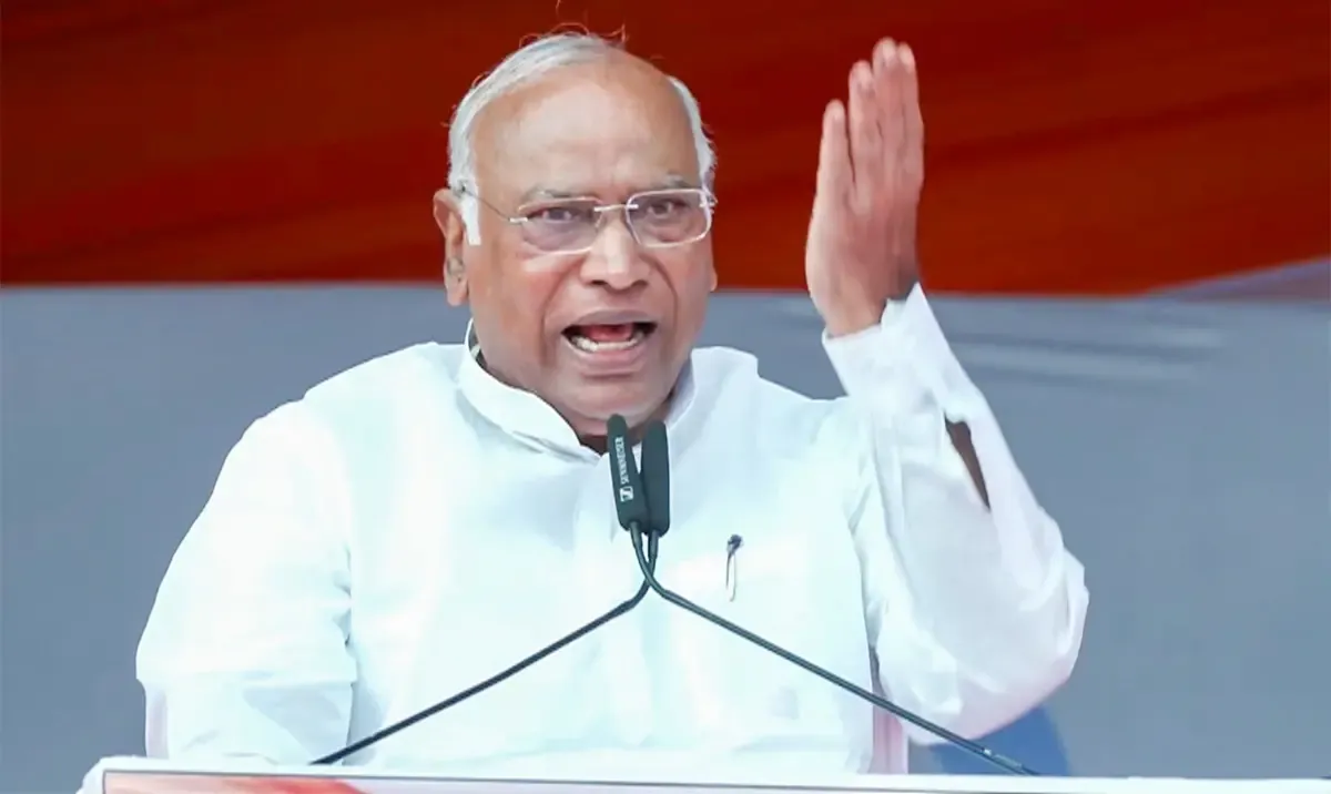 'Diplomatic Concessions': Kharge Critiques Modi's Foreign Policy
