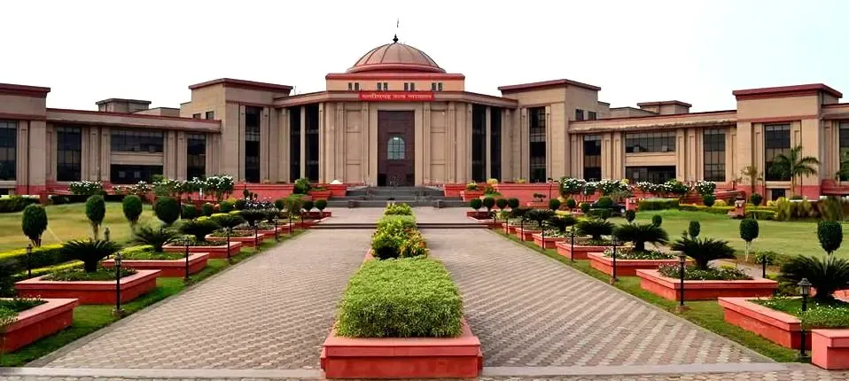 Government Prolongs Tenure of Three Additional Judges in Chhattisgarh HC