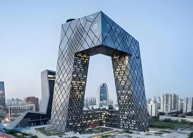 क्या चीन और फ्रांस को वैश्विक चुनौतियों का सामना एक साथ करना चाहिए?