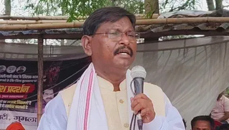 चाईबासा में अर्जुन मुंडा को प्रशासनिक उपेक्षा, पूर्व CM ने फेसबुक पर बोला हमला; बाबूलाल मरांडी ने हेमंत सोरेन को दी नसीहत