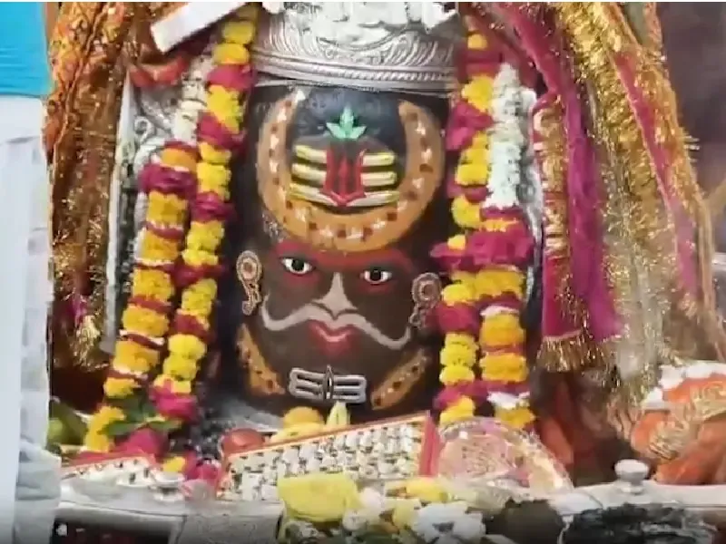 चैत्र नवरात्रि के आरंभ में महाकाल की भव्य पूजा, भक्तों में उमड़ा आस्था का सैलाब