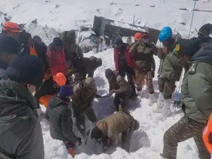 Avalanche in Chamoli: Recovery of Last Missing Worker Raises Death Toll to 8 and Ends Rescue Operation