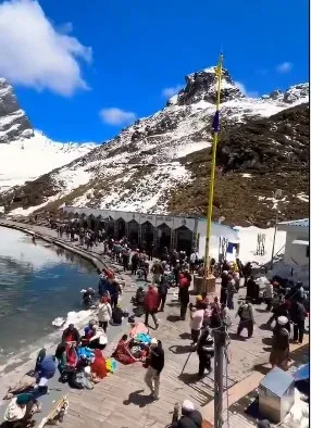हेमकुंड साहिब: चमोली की 15,200 फीट ऊंचाई पर बसा सिखों का पवित्र धाम, CM धामी ने की तारीफ