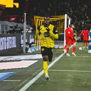Champions League: Courted youngster Gittens a ray of hope for struggling Dortmund