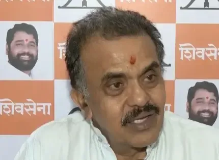 चंद मुस्लिम वोटों के लिए उद्धव की शिवसेना ने हिन्दुत्व से धोखाधड़ी की: संजय निरुपम 