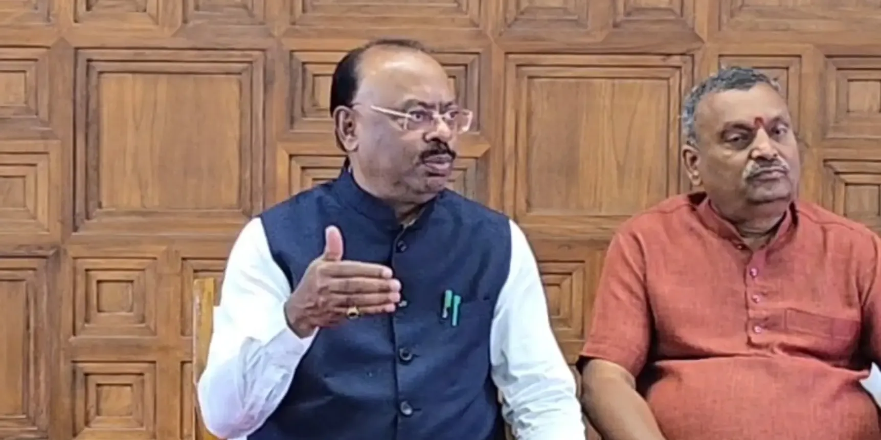 क्या चंद्रशेखर बावनकुले ने फडणवीस को महाराष्ट्र का ब्रांड बताया? विपक्ष का 'एटम बम' विफल?