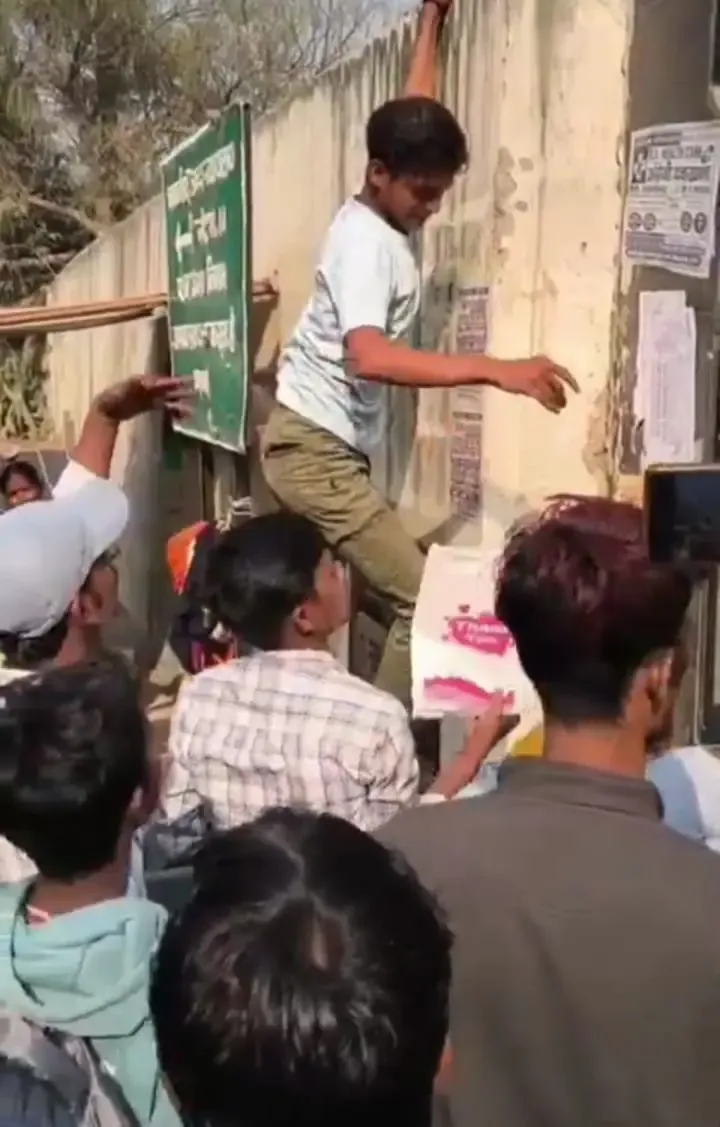What Happened at Bihar's Exam Centre on the First Day of Class 10 Board Exams?