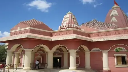 चार धाम में से एक द्वारका के पास ज्योतिर्लिंग रूप में विराजते हैं महादेव, नाग दोषों से मुक्ति का है यह केंद्र 