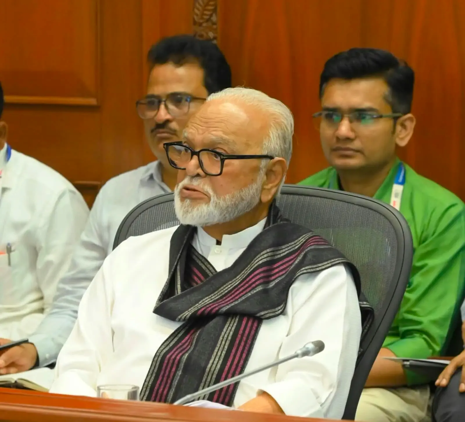 Bhujbal dismisses ₹500 crore charge as 'chaupal gossip', BJP-Sena spar