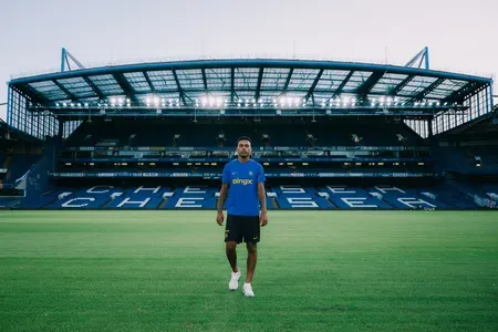 Chelsea sign Morgan Rogers for £117m, breaking British transfer record