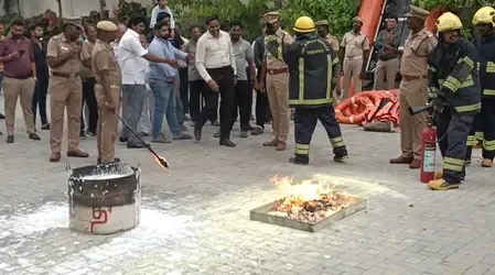 क्या चेन्नई में अग्निशामन विभाग ने कोंडिथोप में मॉक ड्रिल का आयोजन किया?