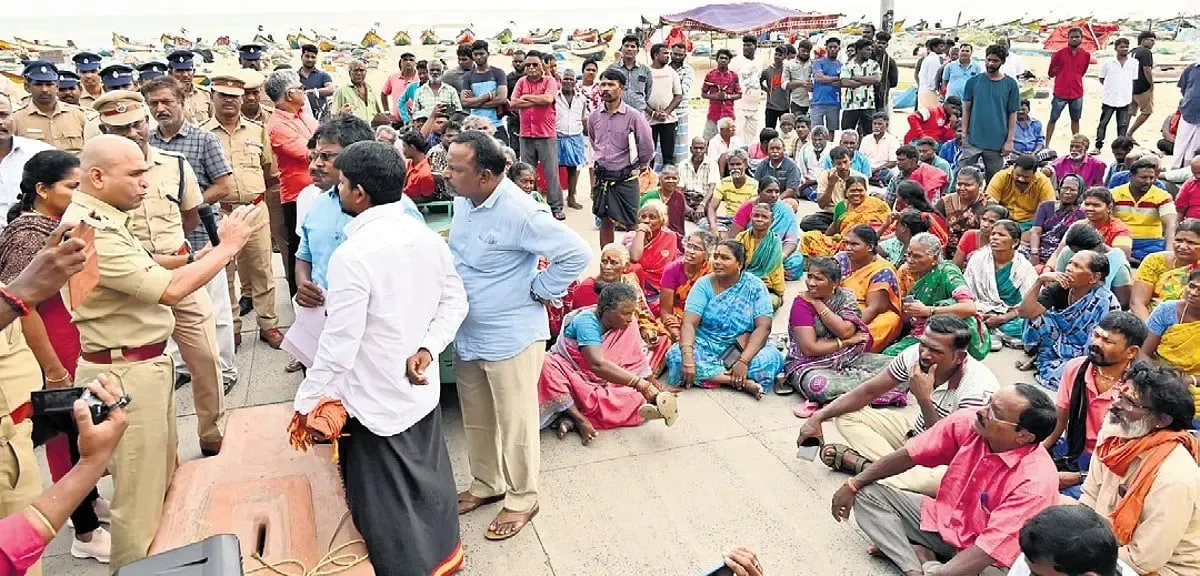 Chennai Fishermen Plan Human Chain Protest on March 2 Against Blue Flag Expansion and Rope Car Project