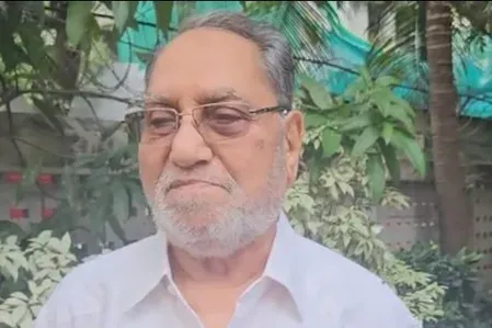 NCERT पाठ्यपुस्तकों पर दलवई का हमला: 'हिंदुत्व से छात्रों को तैयार कर देश को बर्बाद किया जा रहा'
