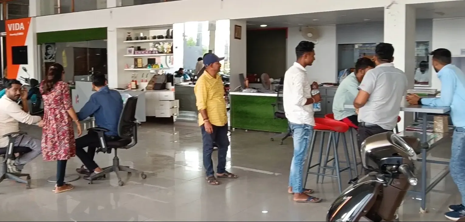 Why Did Bike Prices Drop in Kawardha After GST Cut?
