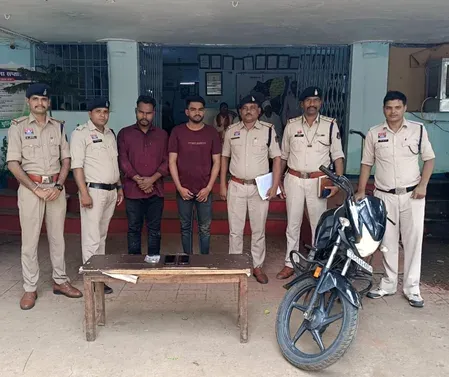 छत्तीसगढ़ : धमतरी पुलिस का नशे के कारोबार पर करारा प्रहार, हेरोइन के साथ दो तस्कर गिरफ्तार