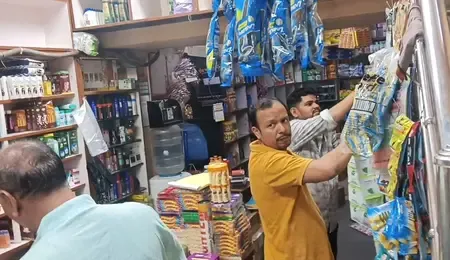 छत्तीसगढ़ : जीएसटी 2.0 रिफॉर्म से रायपुर के बाजारों में लौटी रौनक, व्यापारी और ग्राहक उत्साहित 