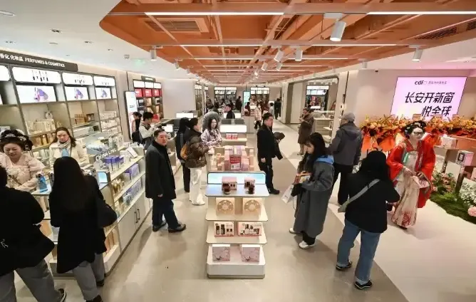 क्या घरेलू मांग चीन की आर्थिक वृद्धि में 86.4 प्रतिशत योगदान दे रही है?