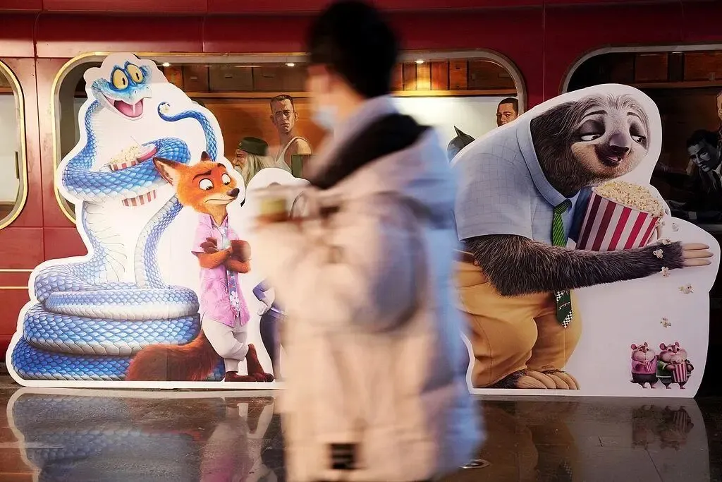 क्या चीन में 2025 का न्यू ईयर बॉक्स ऑफिस 5 अरब युआन पार करके नया रिकॉर्ड बना रहा है?