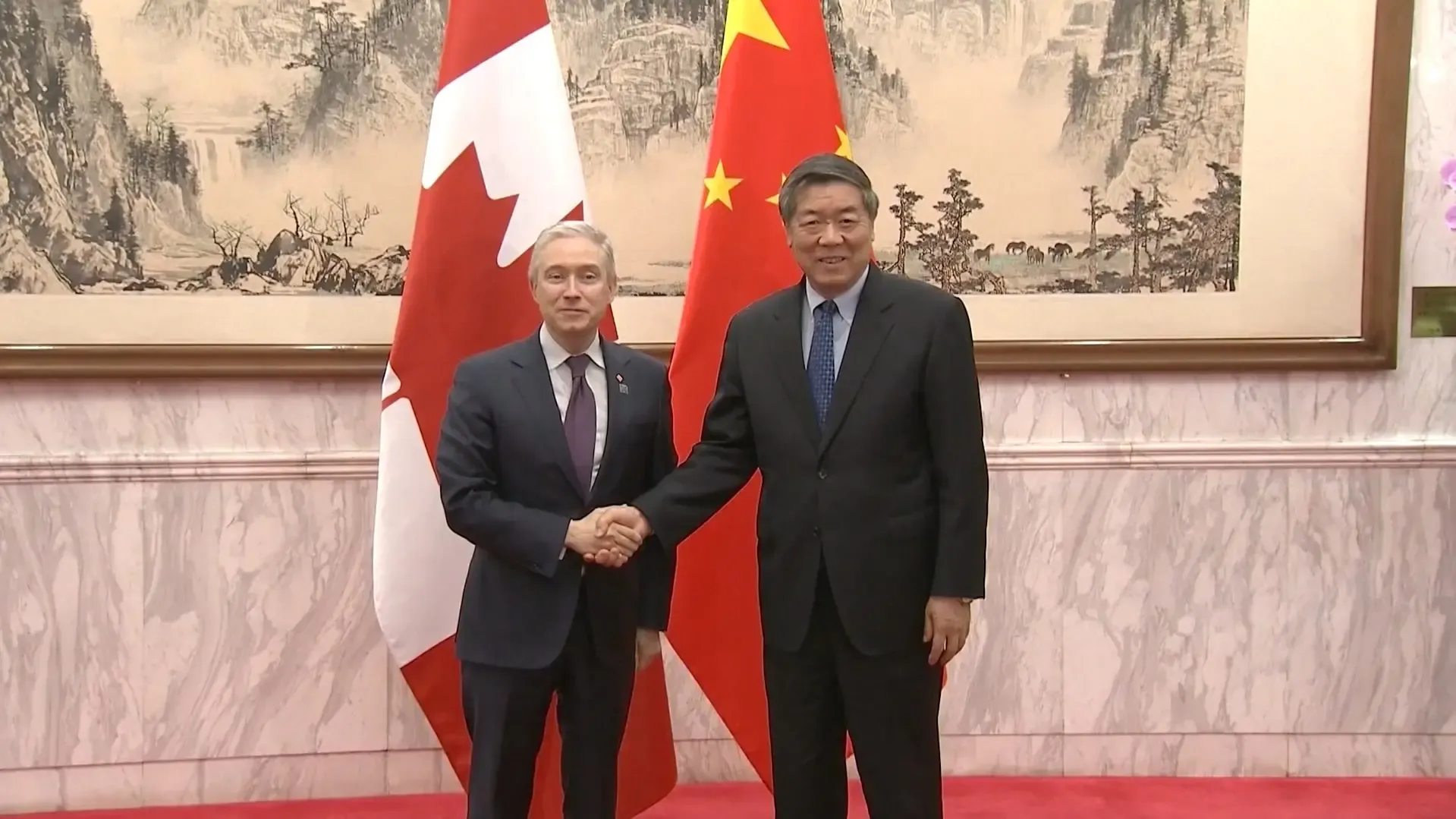 चीन और कनाडा ने आर्थिक सहयोग को और मजबूत करने के लिए की सहमति