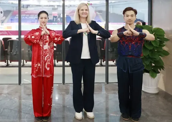 क्या चीन ओलंपिक आंदोलन का एक महत्वपूर्ण साझेदार है? : आईओसी अध्यक्ष कॉवेंट्री