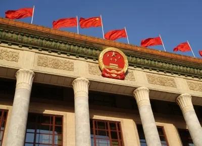 Economic Struggles: The Dilemma of Chinese Citizens Amidst Job Cuts and Wage Declines