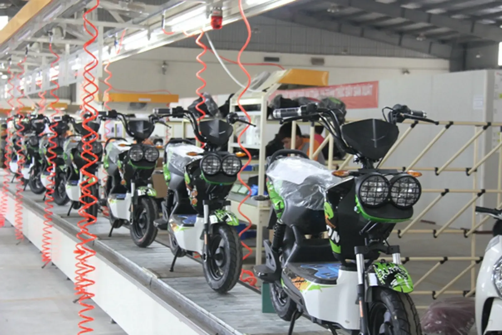 China's factories struggle as youth shun blue-collar jobs, skills gap widens