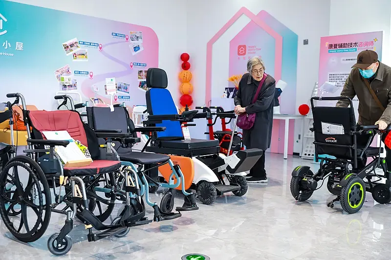 चीनी प्रधानमंत्री ने सरकारी कार्यों के लिए वसंत महोत्सव के बाद राज्य परिषद की बैठक बुलाई